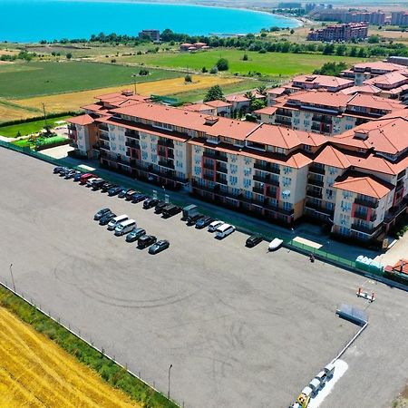 Apartcomplex Chateau Aheloi Exterior foto