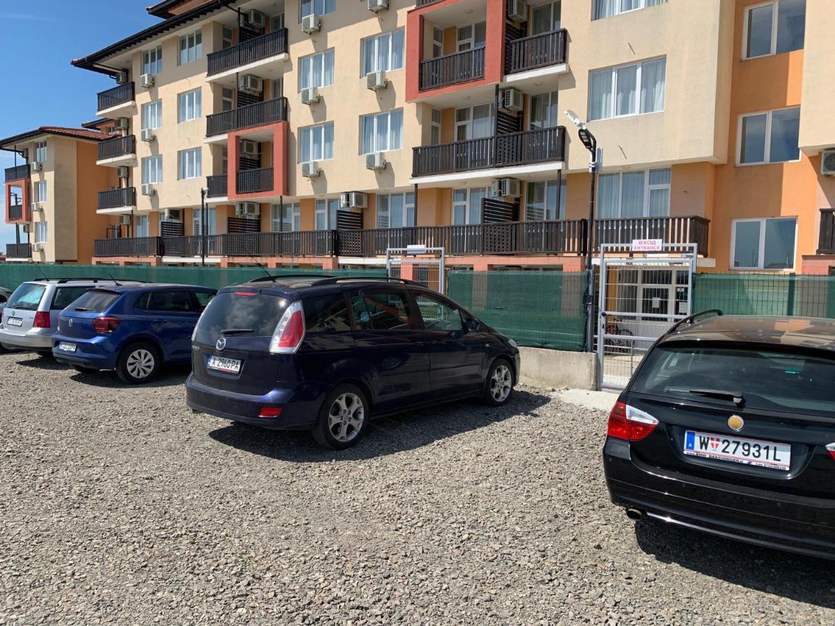 Apartcomplex Chateau Aheloi Exterior foto