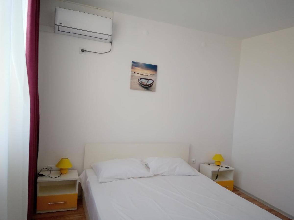 Apartcomplex Chateau Aheloi Exterior foto