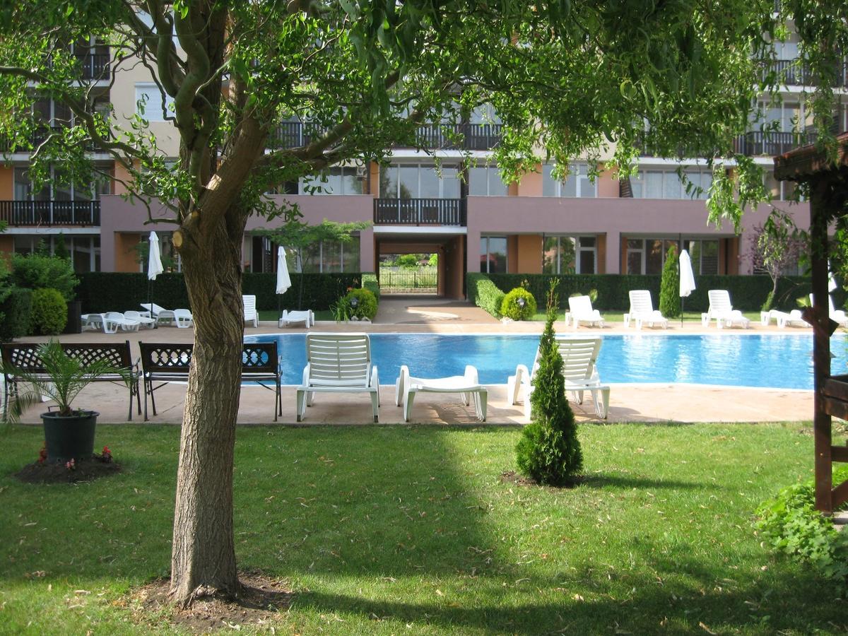 Apartcomplex Chateau Aheloi Exterior foto