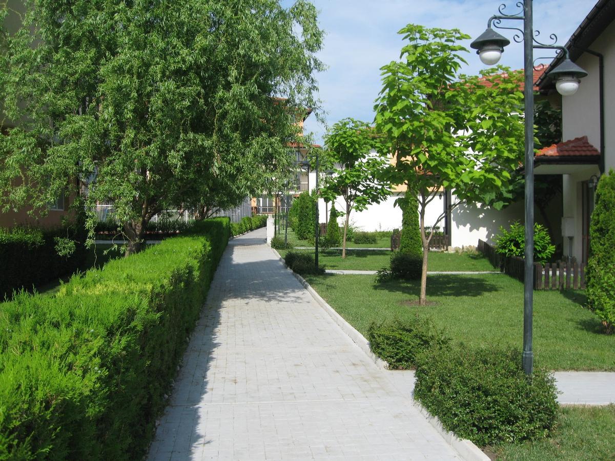 Apartcomplex Chateau Aheloi Exterior foto