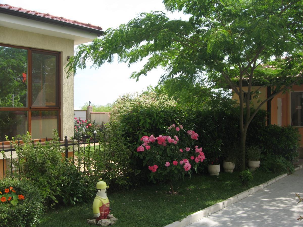 Apartcomplex Chateau Aheloi Exterior foto