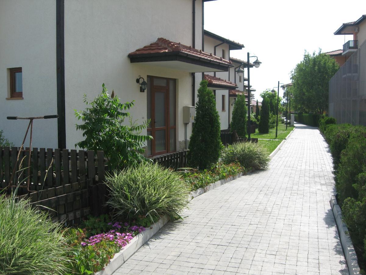 Apartcomplex Chateau Aheloi Exterior foto